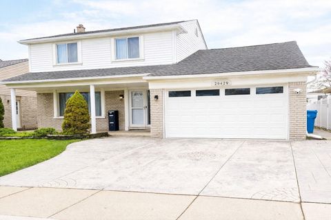 26429 Wilson Drive Dearborn Heights City MI 48127