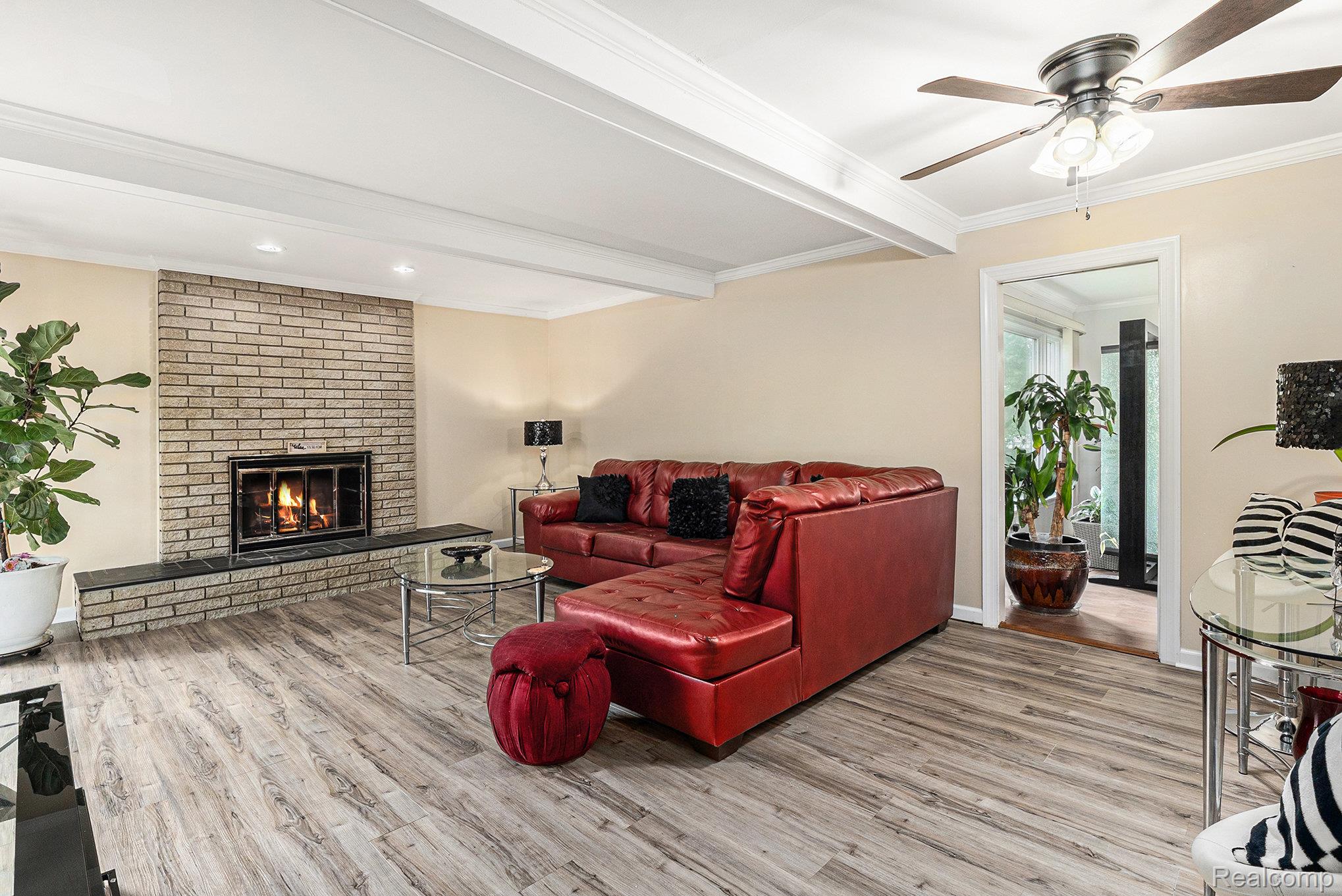 Southfield City, Michigan 48034, United States, 4 Bedrooms Bedrooms, ,3 BathroomsBathrooms,Residential,Active,191904