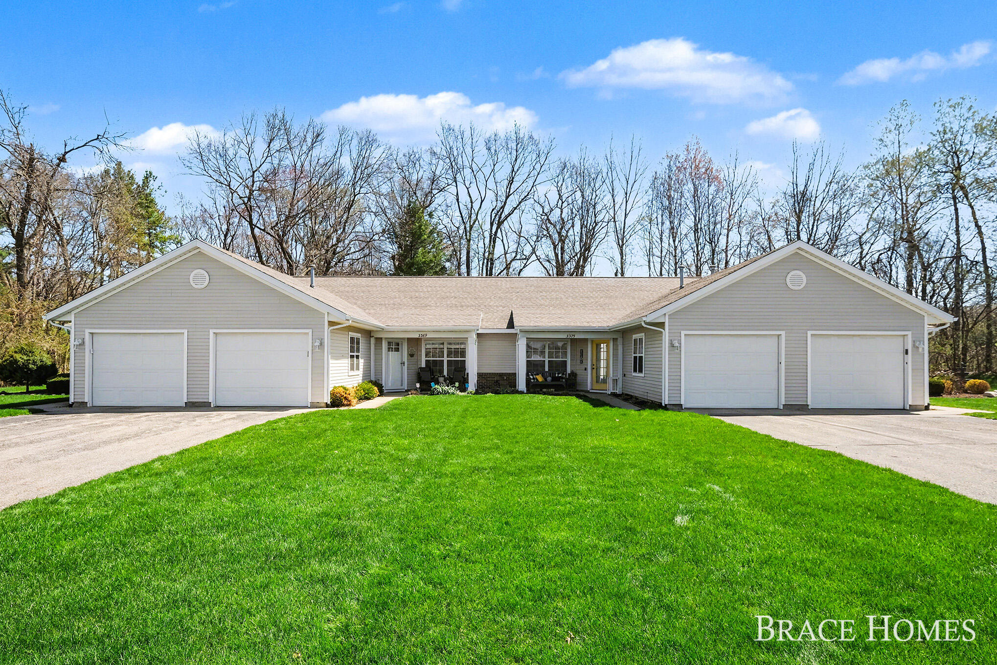 3369 Clear Vista Court NE