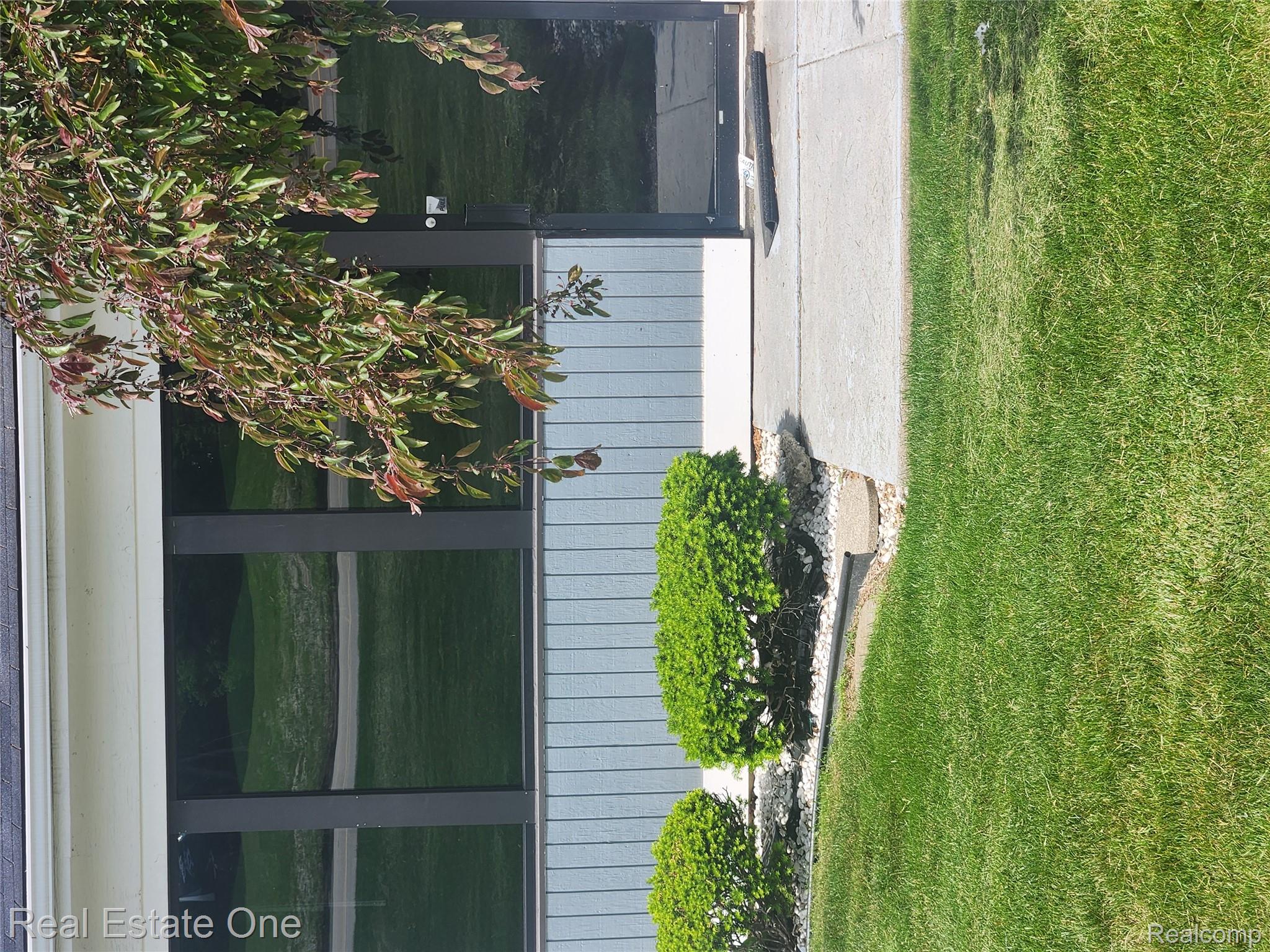 3364 S Center Road