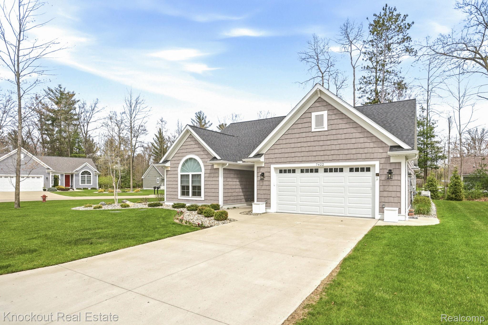 7422 Aspen Creek Drive