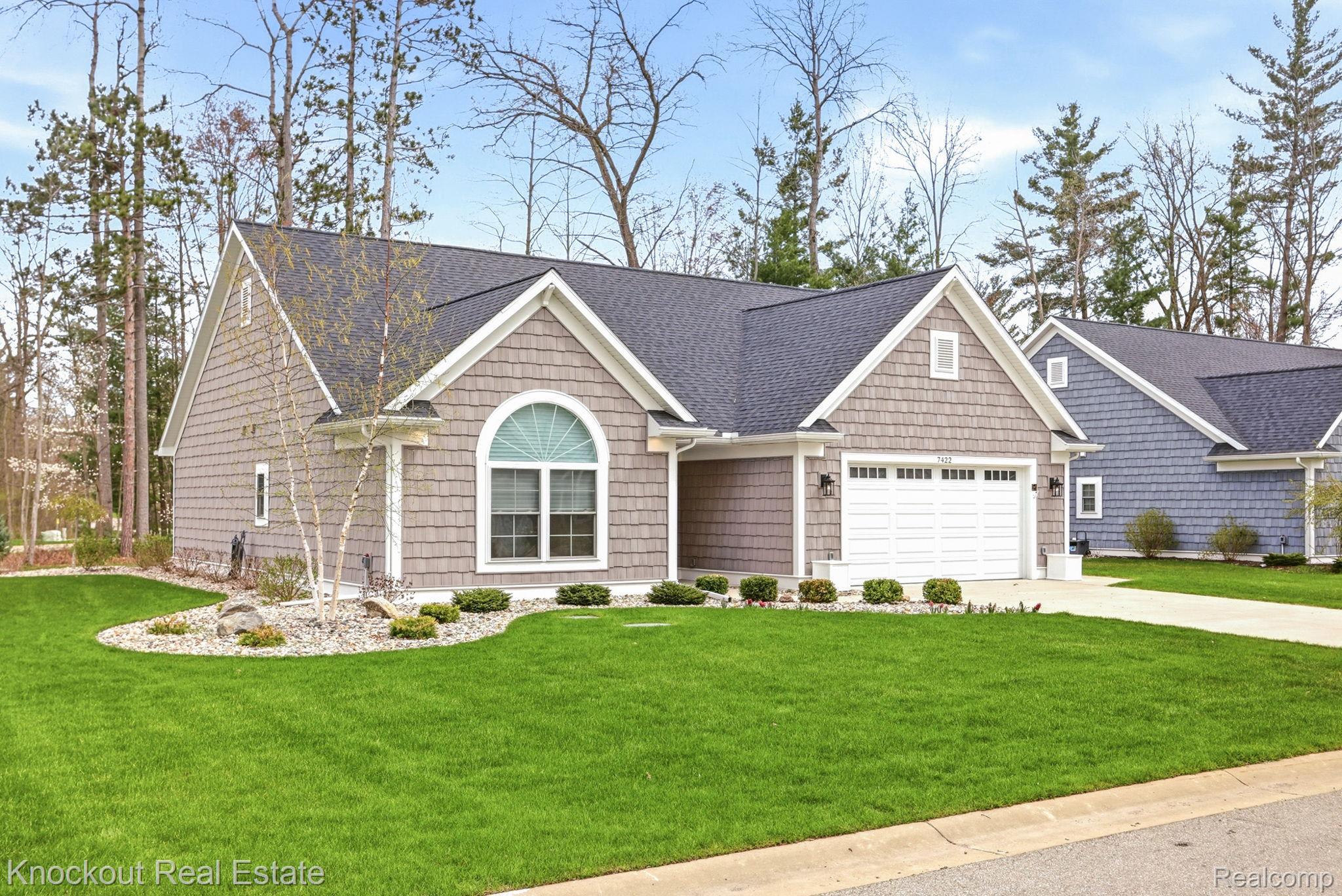 7422 Aspen Creek Drive