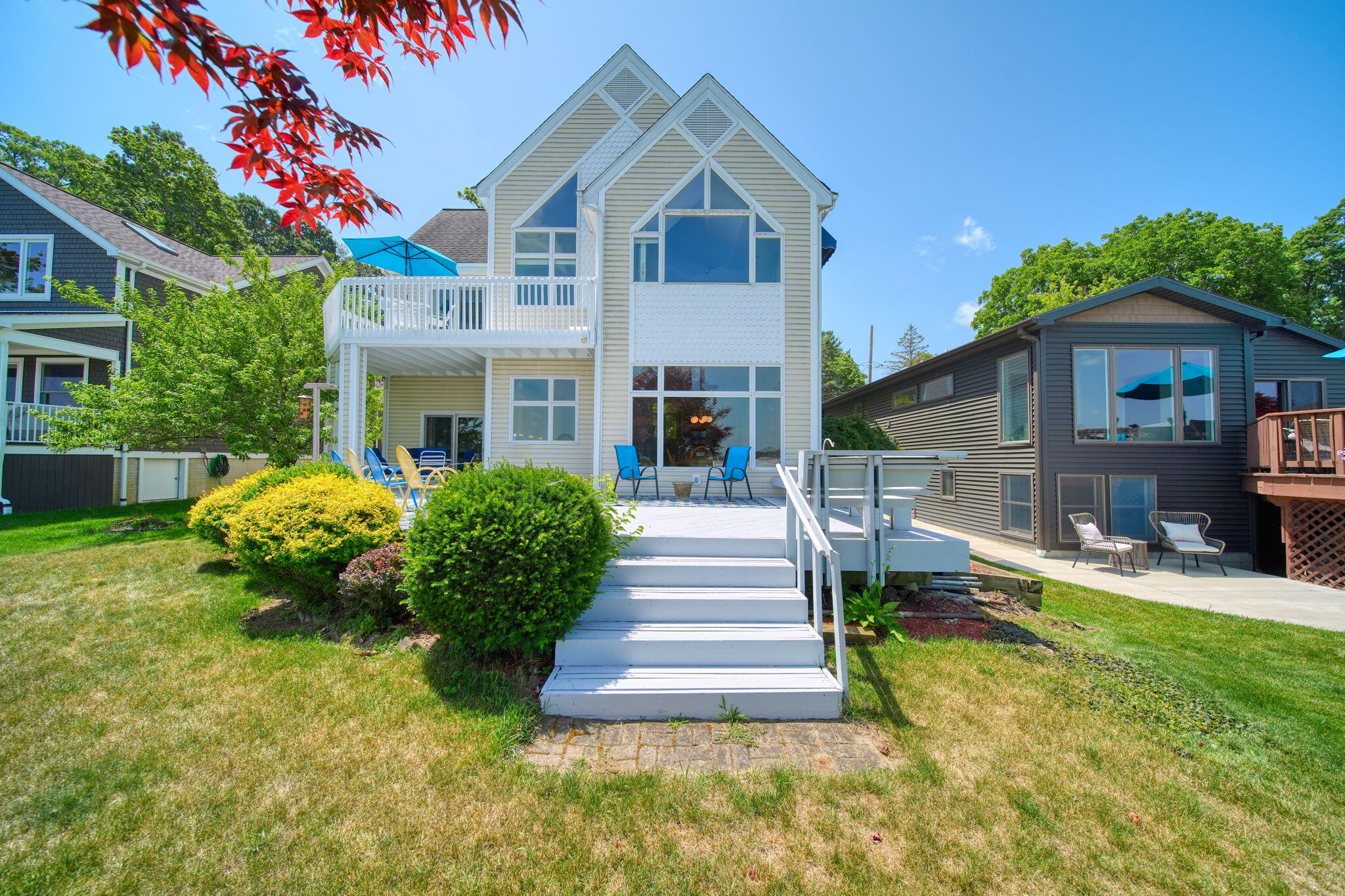 413 Oakwood Avenue