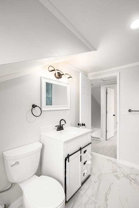 A home in ClintonCharterTownship_Macomb