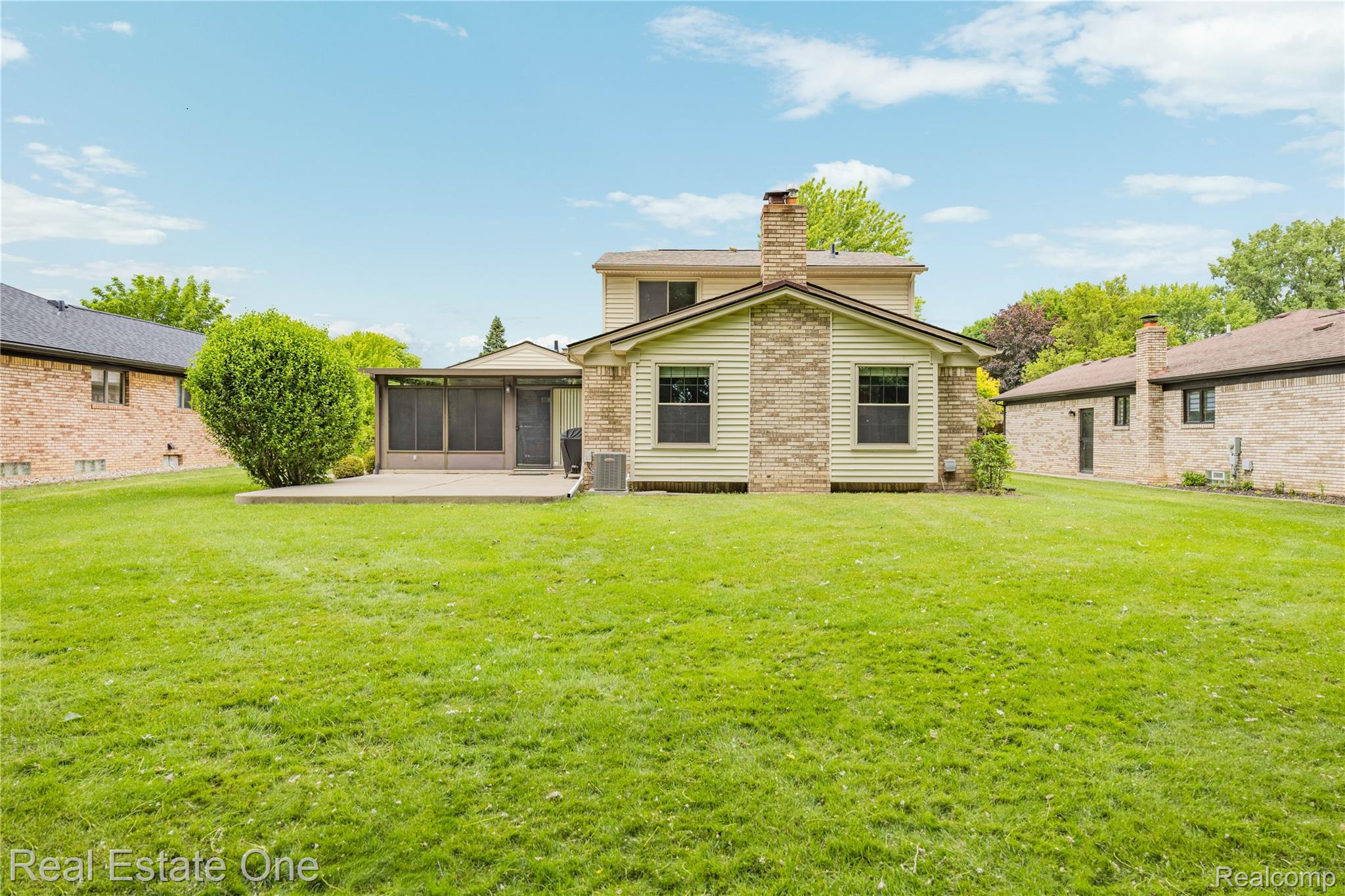 14522 Coulee Drive