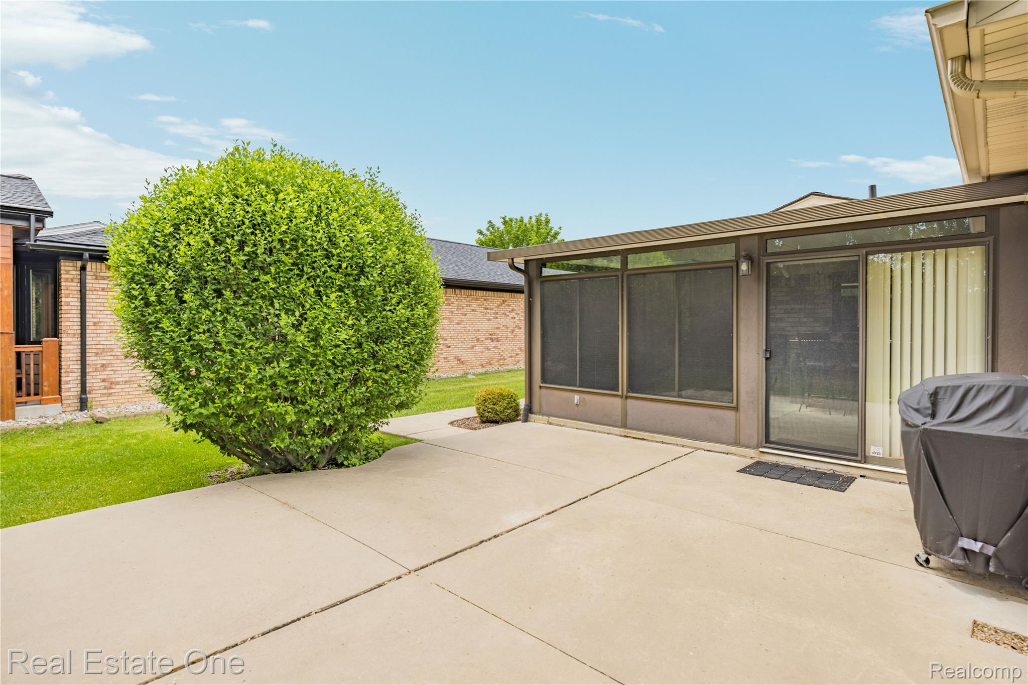 14522 Coulee Drive