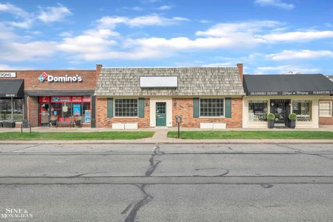 20439 Mack Avenue Grosse Pointe Woods City MI 48236