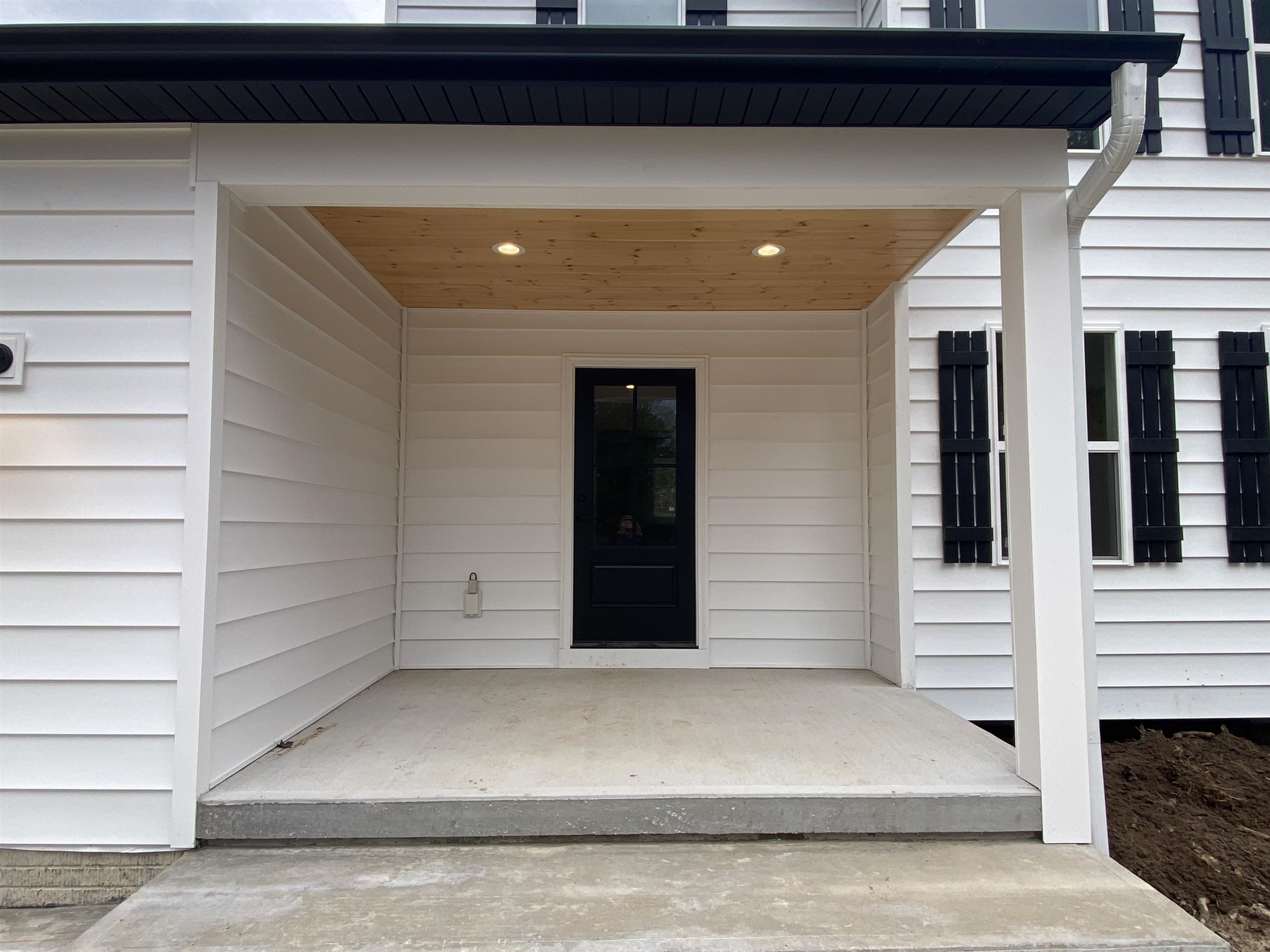 10402 Western Road