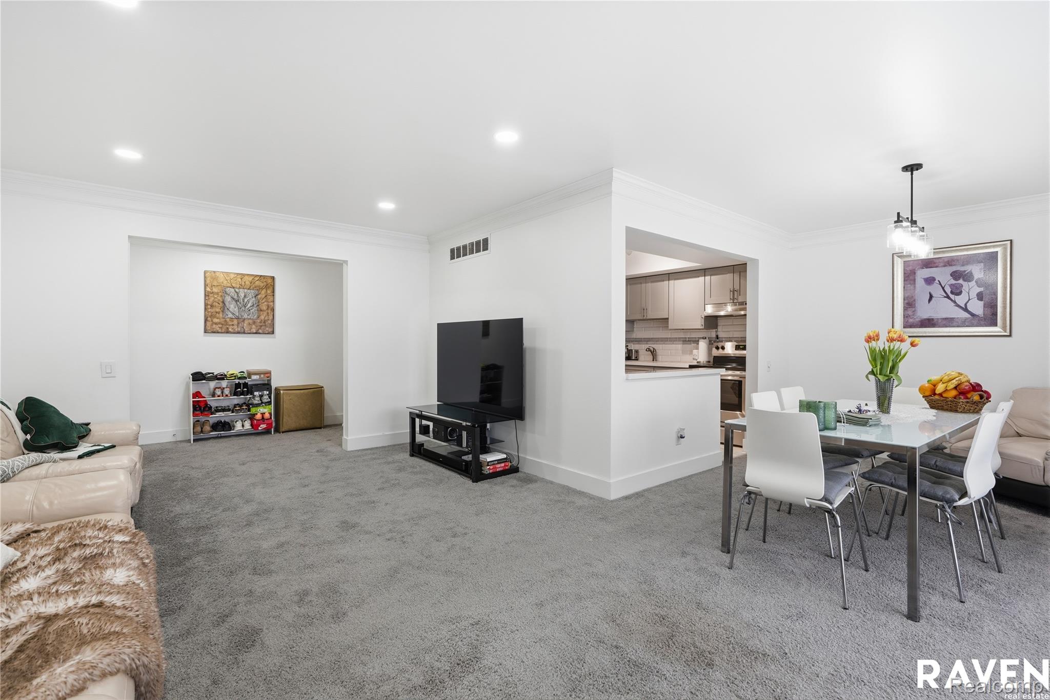 42450 Sheldon Place 212