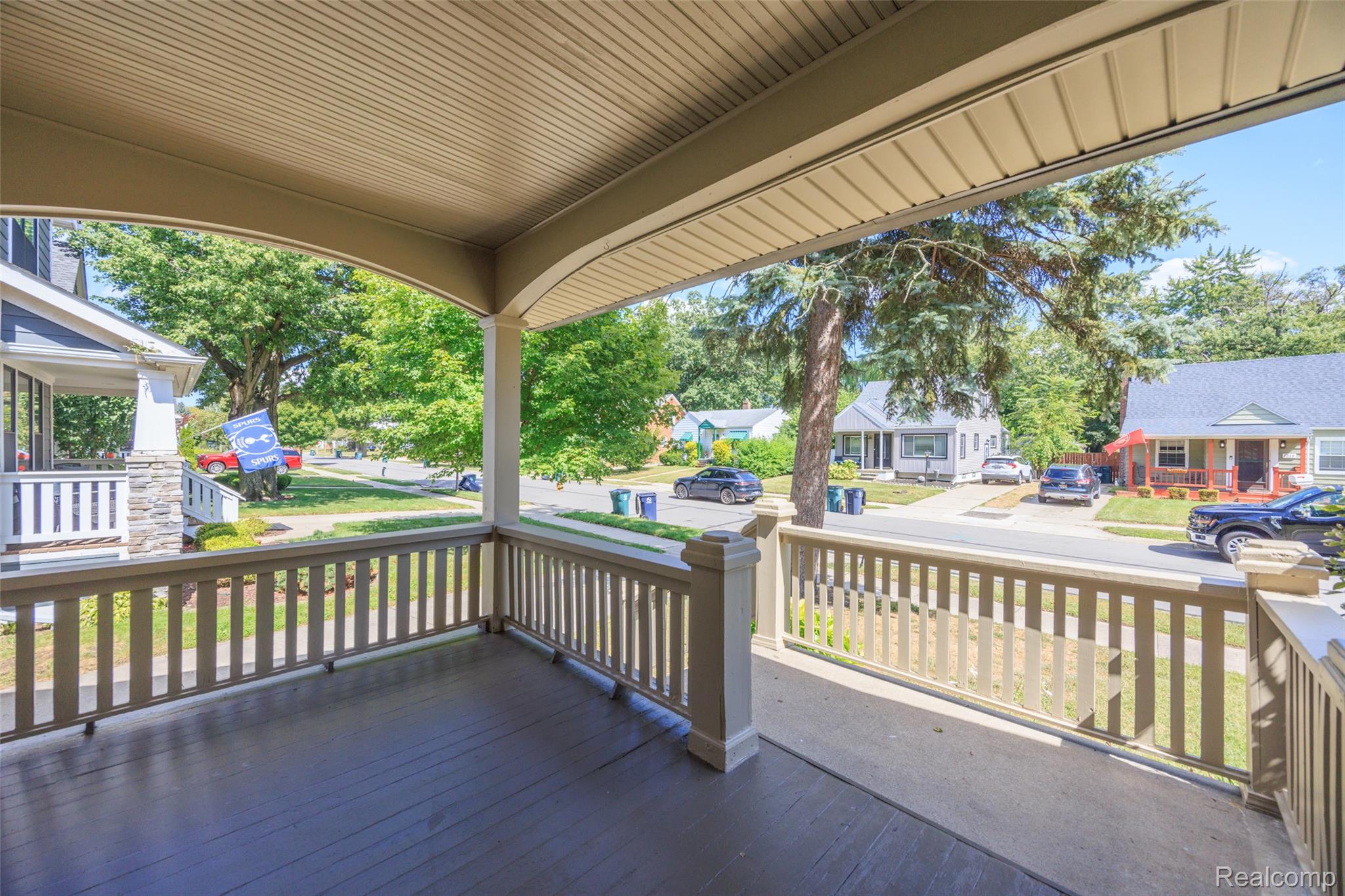 1212 Wyandotte Avenue