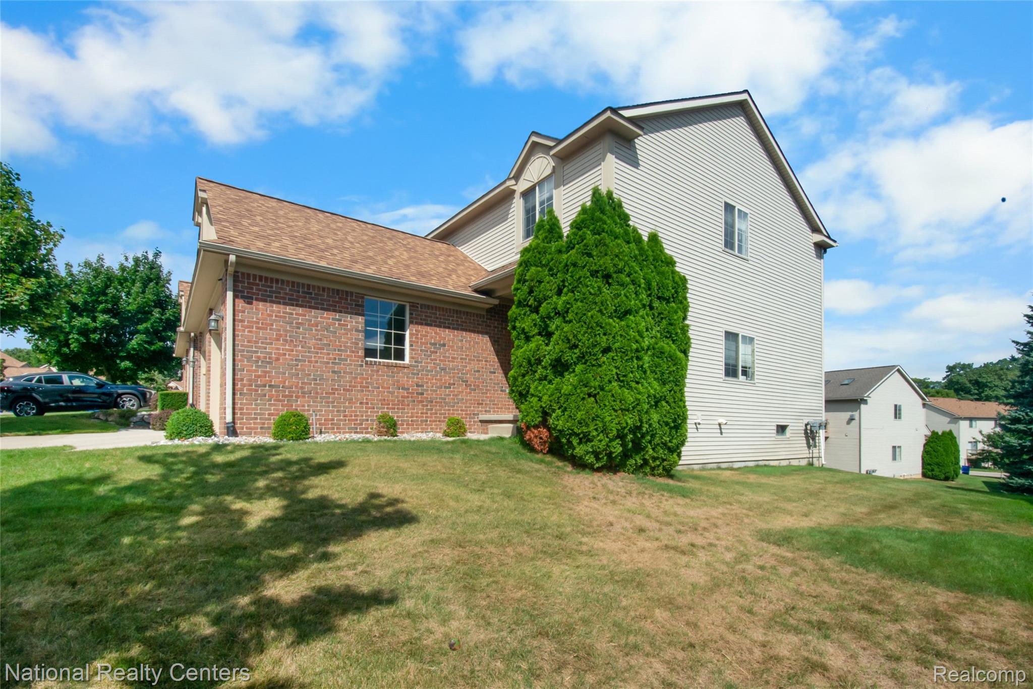 7094 Magnolia Lane