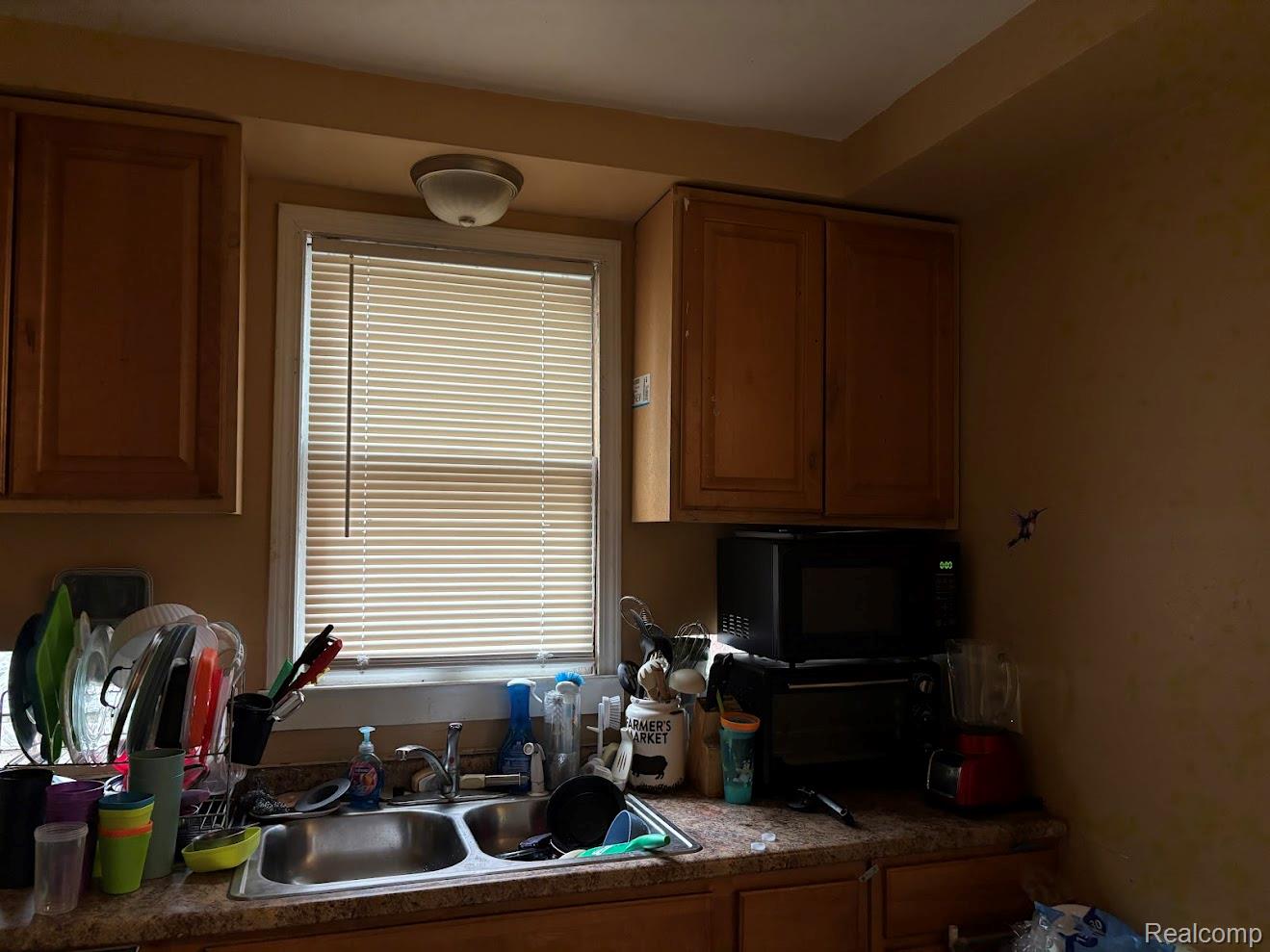 17195 APPOLINE Street