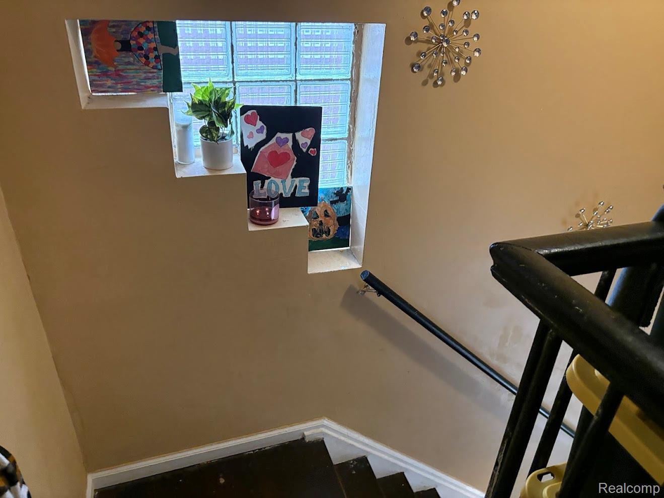 17195 APPOLINE Street