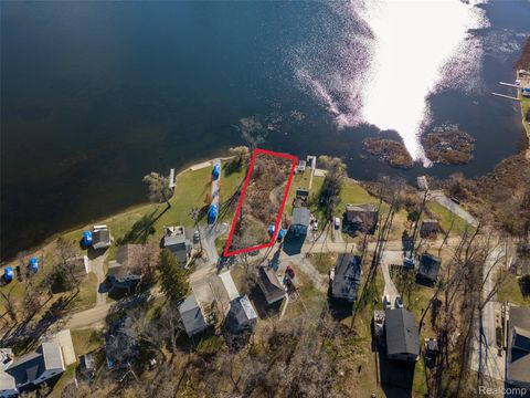 2146 Webster Park Drive Howell City MI 48843