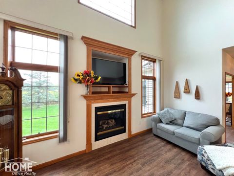 Tiny photo for 620 Elizabeth Drive, Caledonia Charter Township, MI 48867 (MLS # 5050196382)