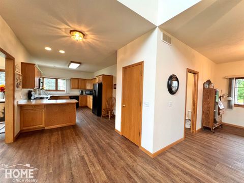 Tiny photo for 620 Elizabeth Drive, Caledonia Charter Township, MI 48867 (MLS # 5050196382)