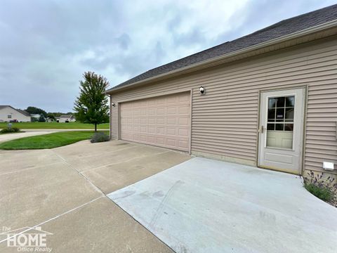 Tiny photo for 620 Elizabeth Drive, Caledonia Charter Township, MI 48867 (MLS # 5050196382)