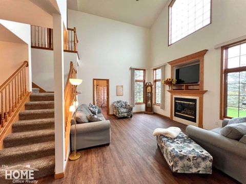 Tiny photo for 620 Elizabeth Drive, Caledonia Charter Township, MI 48867 (MLS # 5050196382)