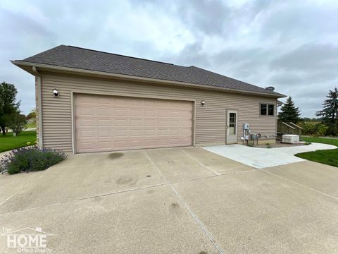 Tiny photo for 620 Elizabeth Drive, Caledonia Charter Township, MI 48867 (MLS # 5050196382)