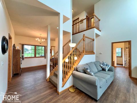 Tiny photo for 620 Elizabeth Drive, Caledonia Charter Township, MI 48867 (MLS # 5050196382)