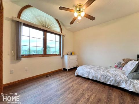 Tiny photo for 620 Elizabeth Drive, Caledonia Charter Township, MI 48867 (MLS # 5050196382)