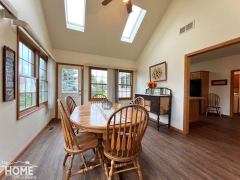 Tiny photo for 620 Elizabeth Drive, Caledonia Charter Township, MI 48867 (MLS # 5050196382)