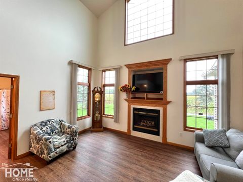 Tiny photo for 620 Elizabeth Drive, Caledonia Charter Township, MI 48867 (MLS # 5050196382)