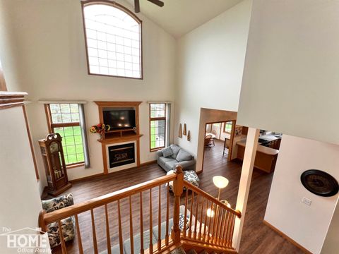 Tiny photo for 620 Elizabeth Drive, Caledonia Charter Township, MI 48867 (MLS # 5050196382)