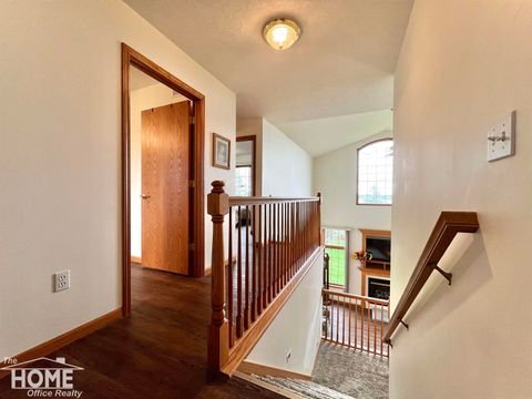 Tiny photo for 620 Elizabeth Drive, Caledonia Charter Township, MI 48867 (MLS # 5050196382)