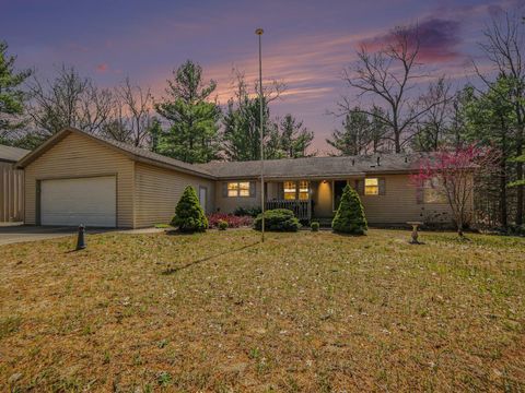 4905 N Wayne Road Pentwater Township MI 49449