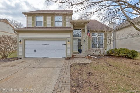 6923 Tangle Wood Waterford Charter Township MI 48327