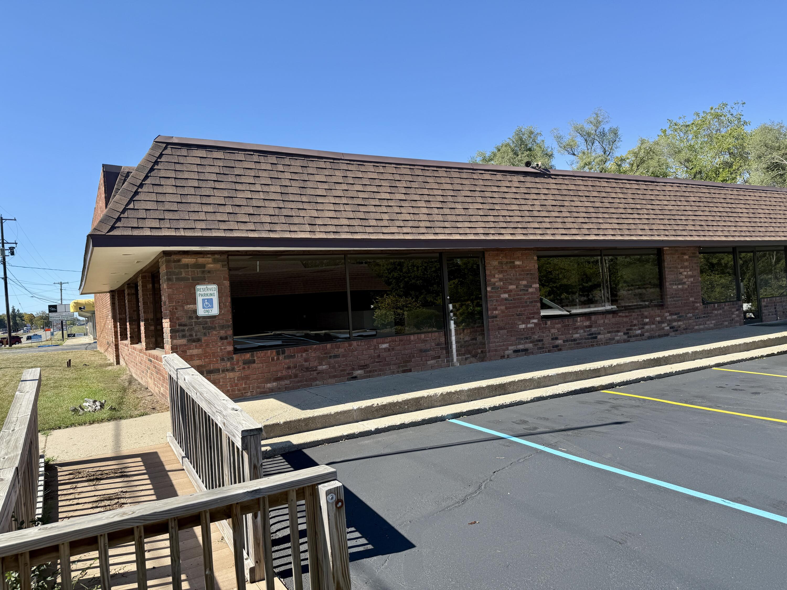 3010 Wildwood Avenue