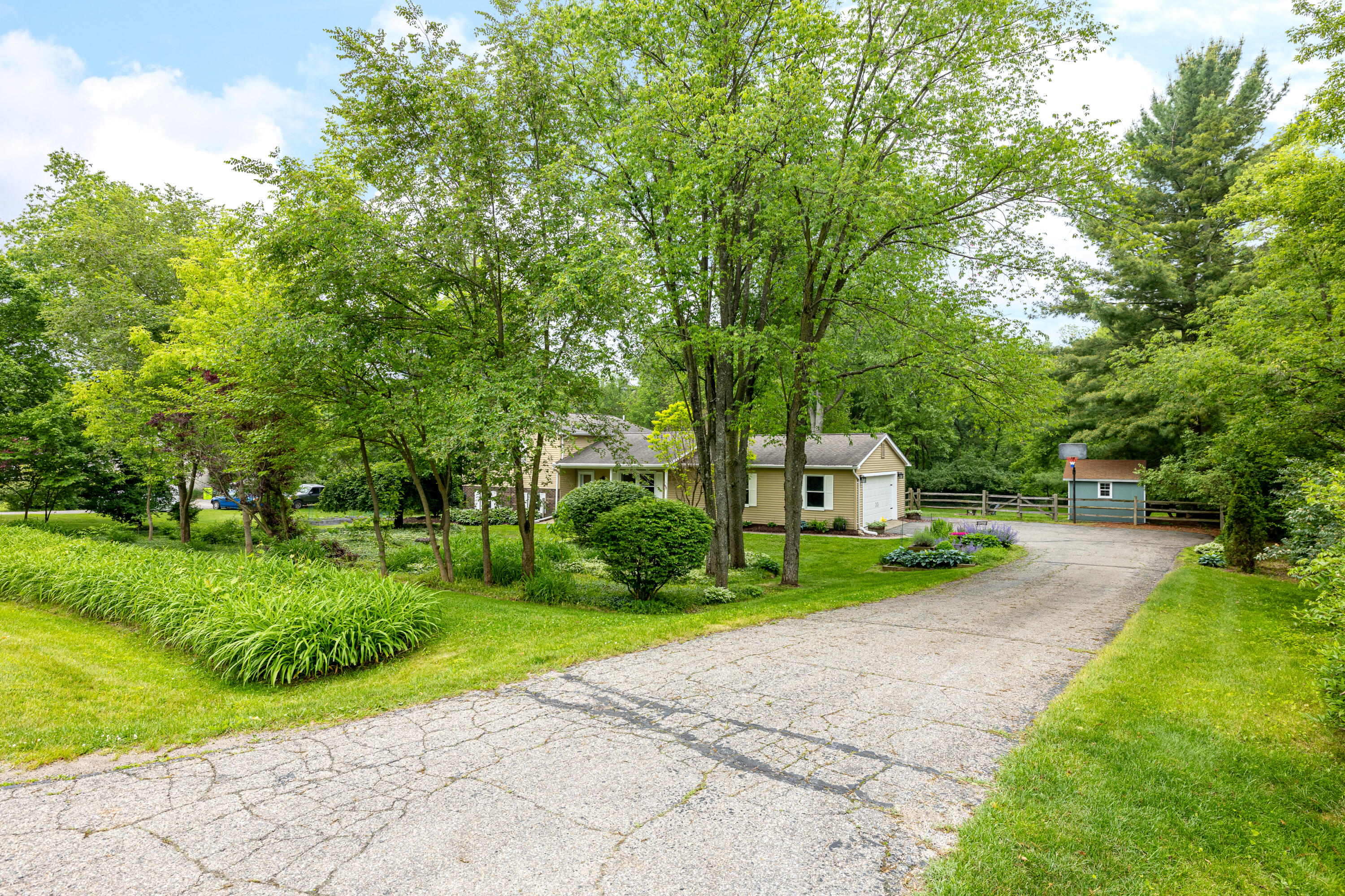 9177 Horseshoe Bend
