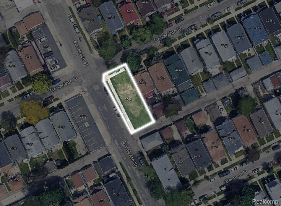 2604 Trowbridge Street
