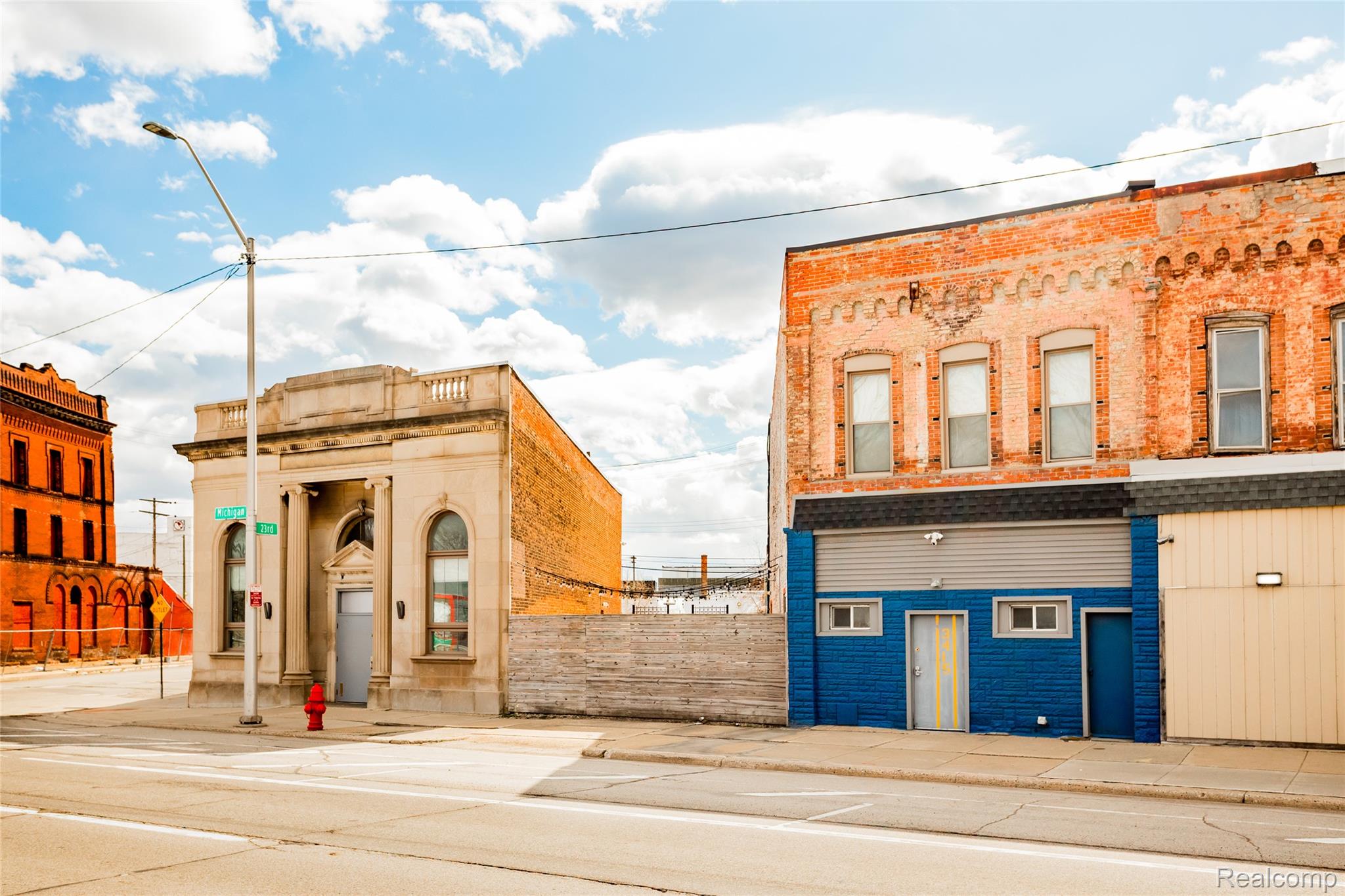 3401 & 3415 Michigan Avenue