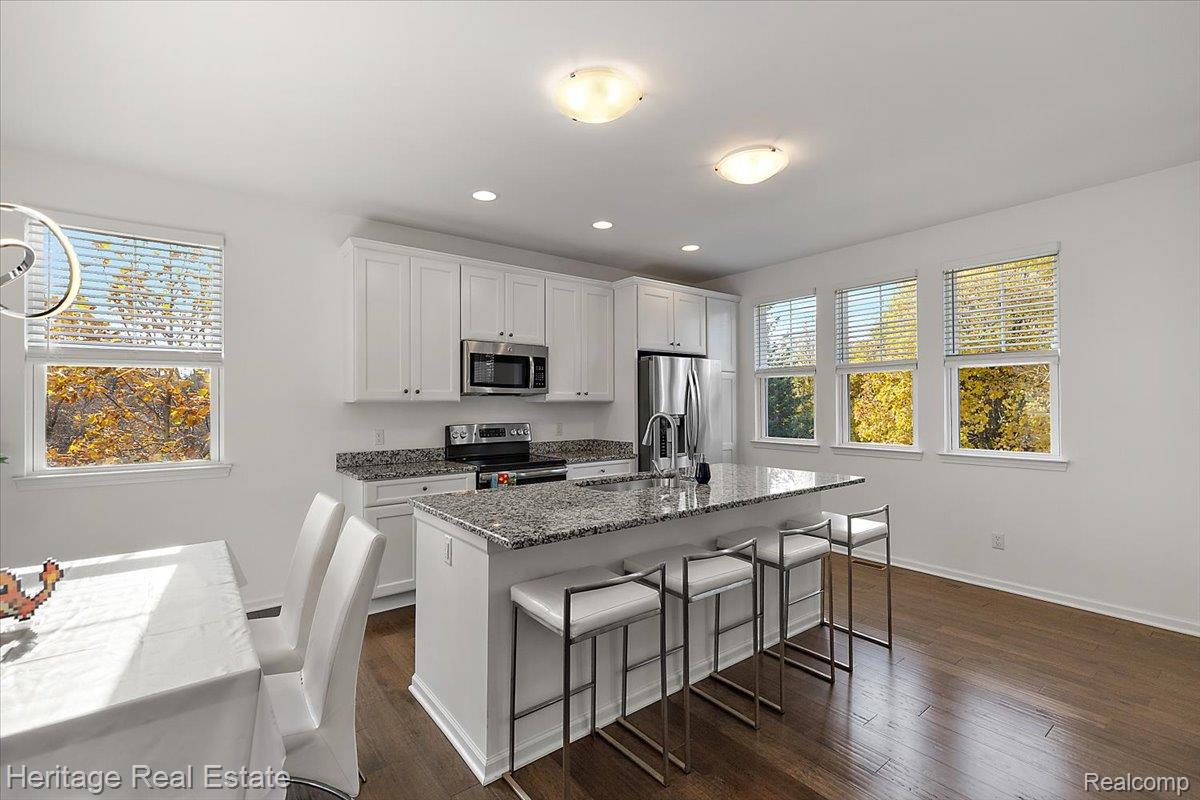 3741 W Madison Avenue