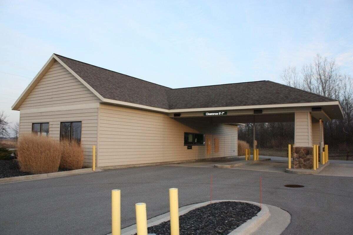 4426 Division Avenue