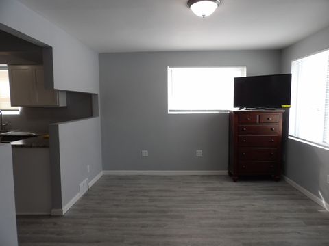 A home in WarrenCity_Macomb