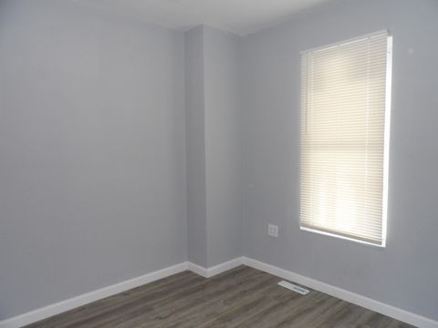 A home in WarrenCity_Macomb