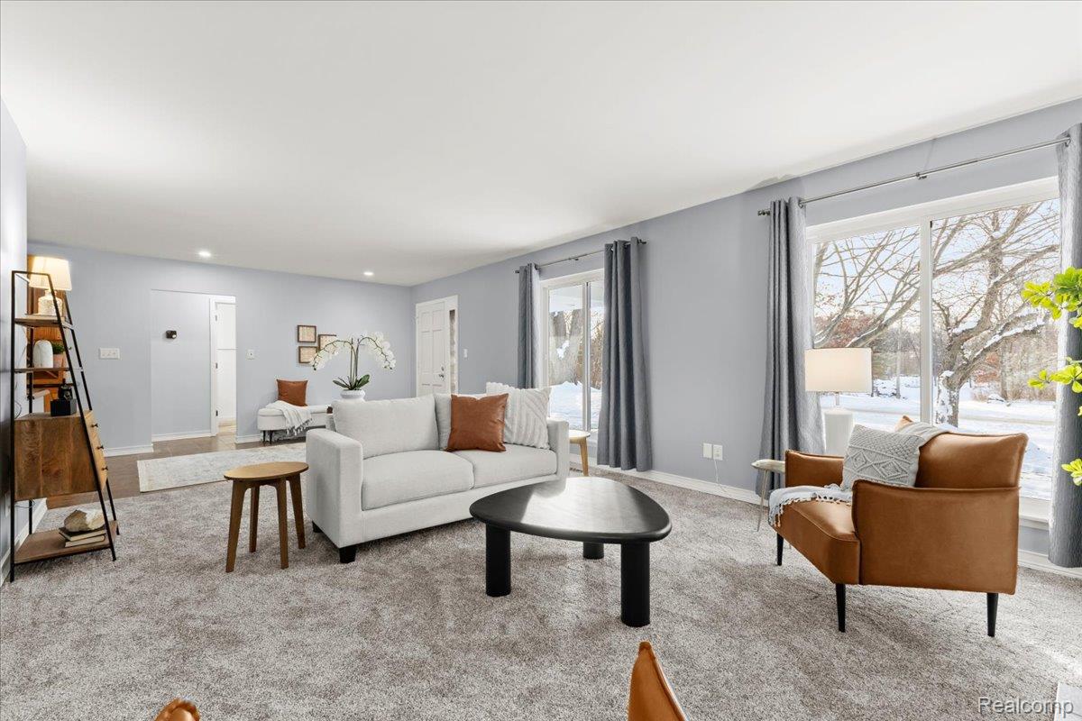 Clarkston, Michigan 48348, United States, 3 Bedrooms Bedrooms, ,2 BathroomsBathrooms,Residential,Active,253694