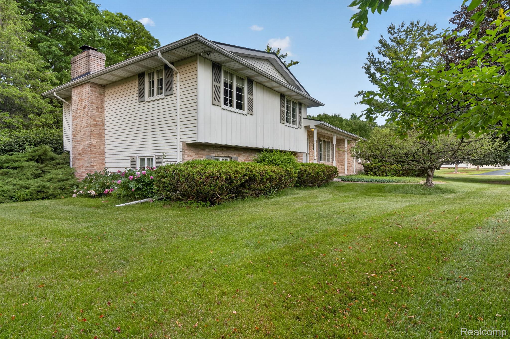 9144 Deer Park Court