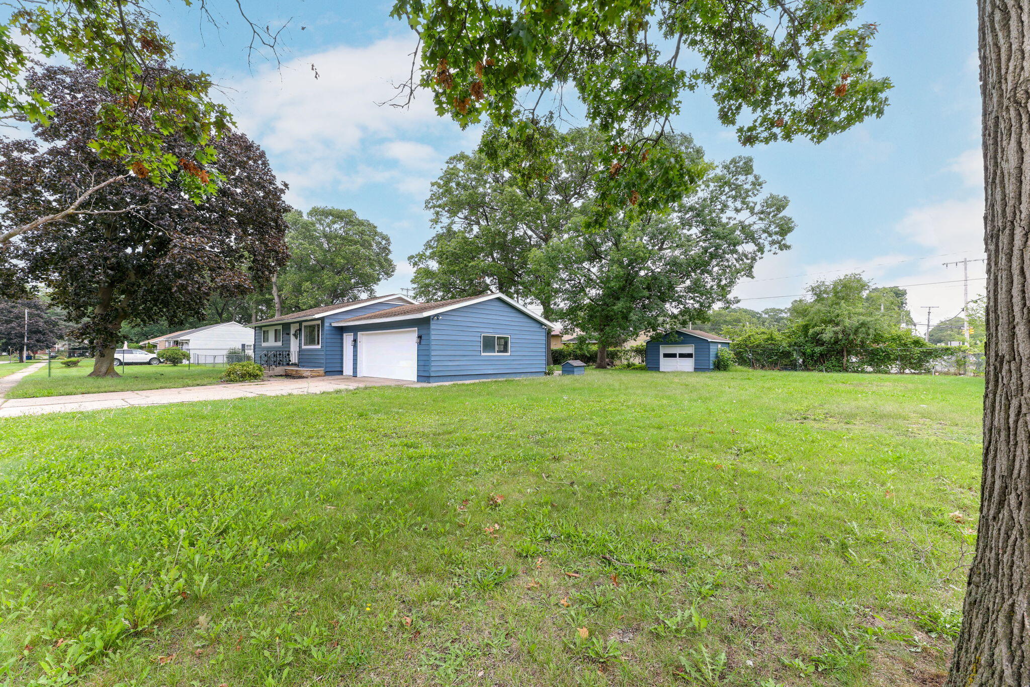 2974 Woodcliffe Drive