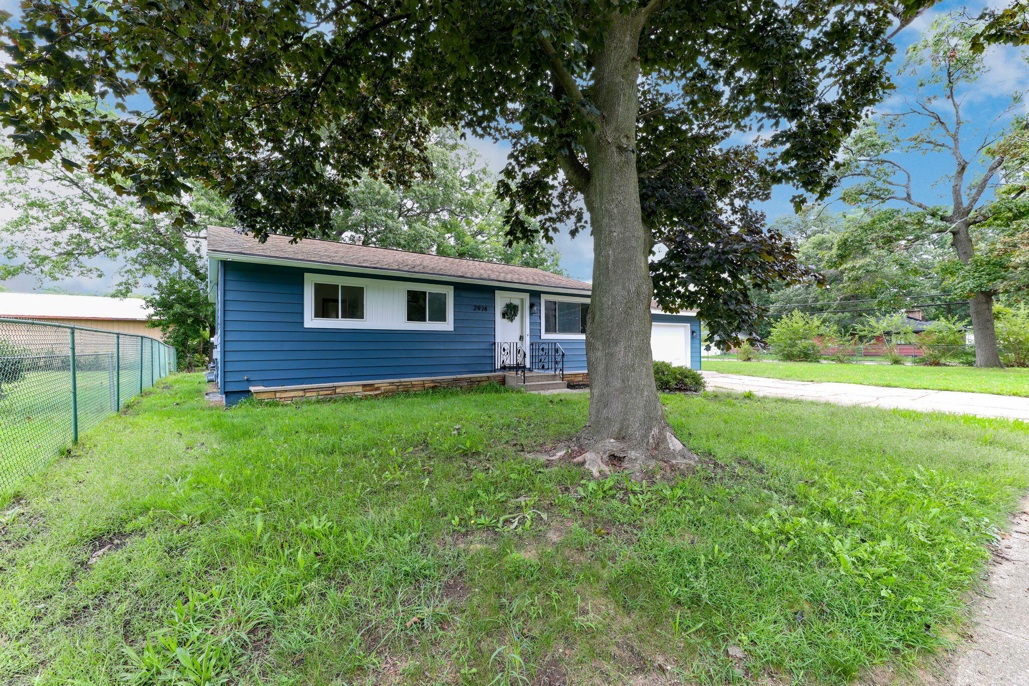 2974 Woodcliffe Drive