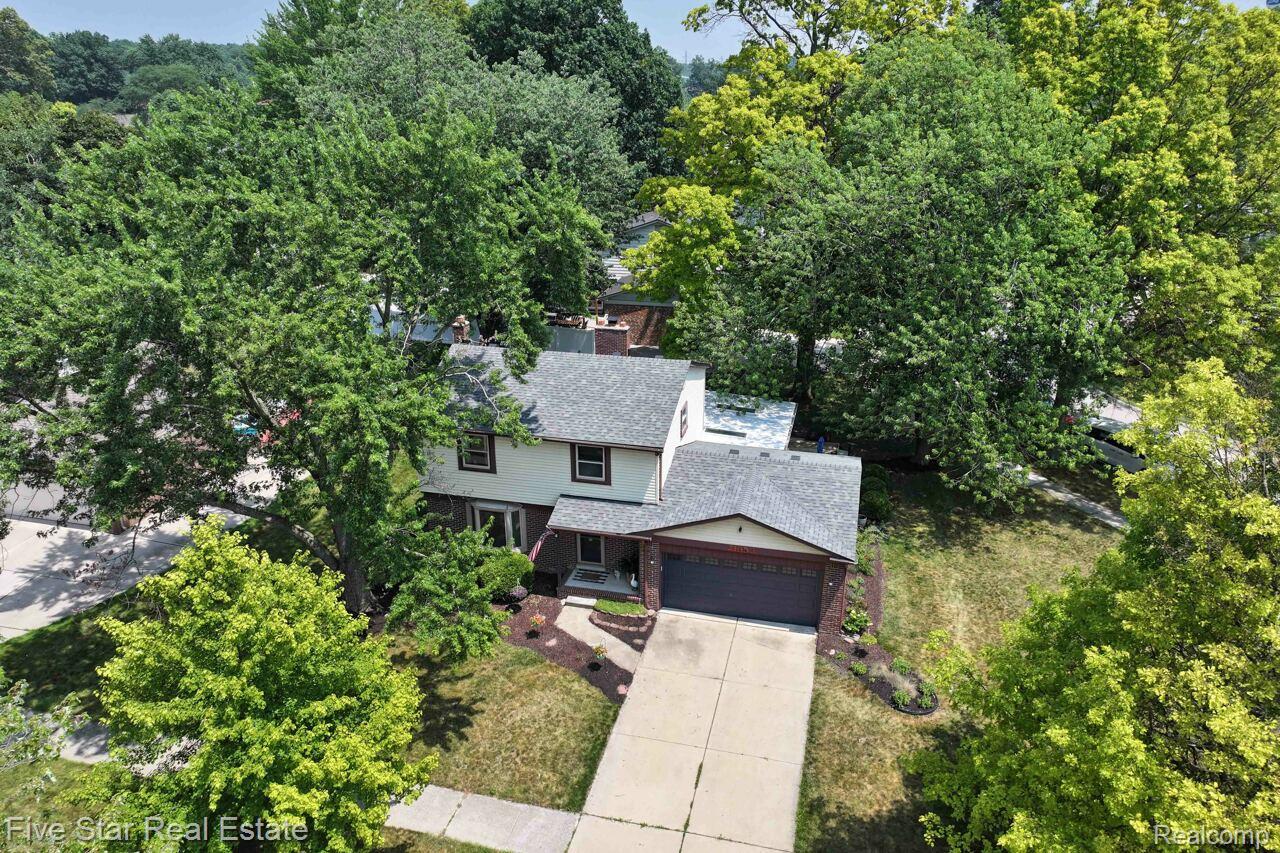 21953 Hall Road