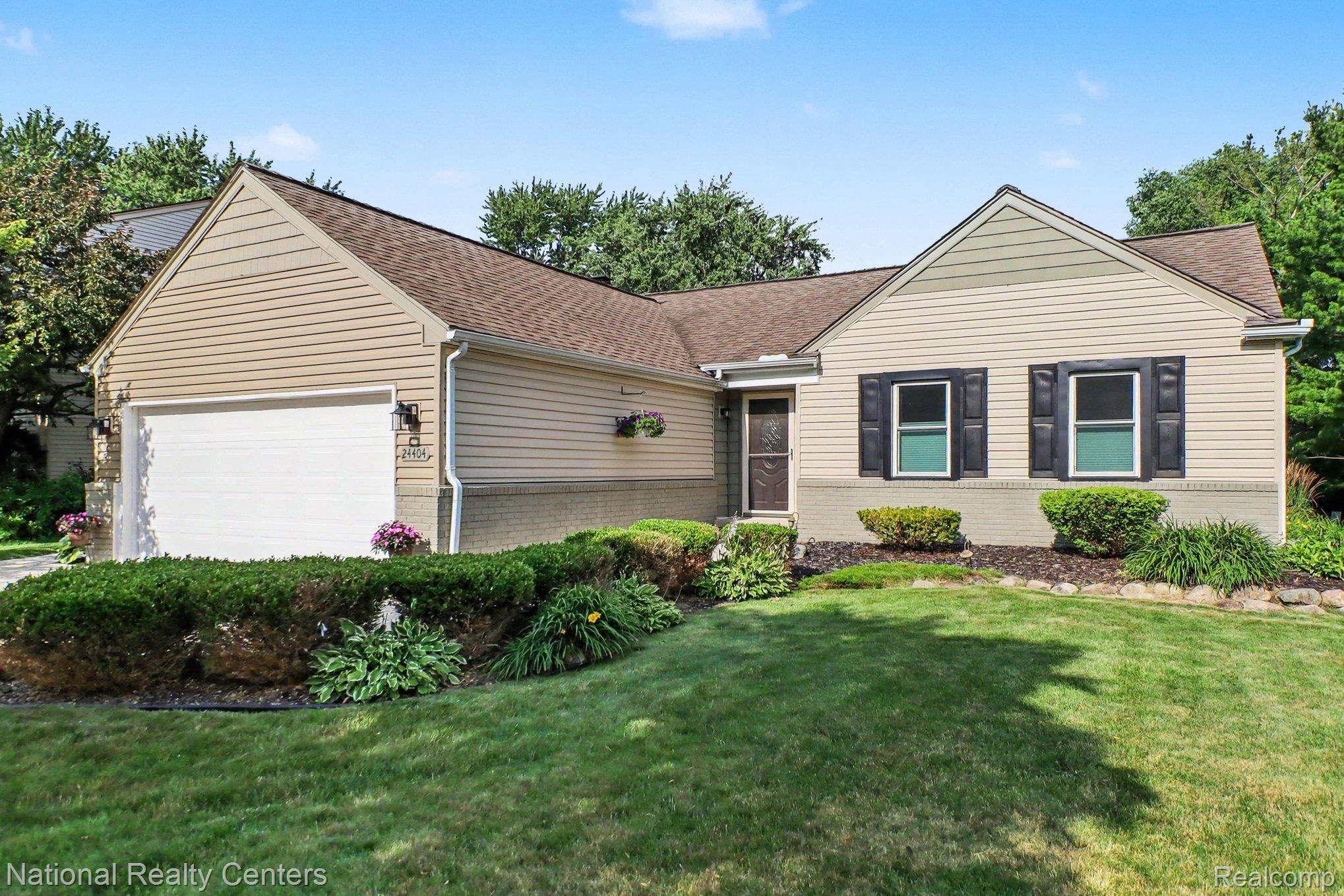 24404 Jamestowne Road Road N