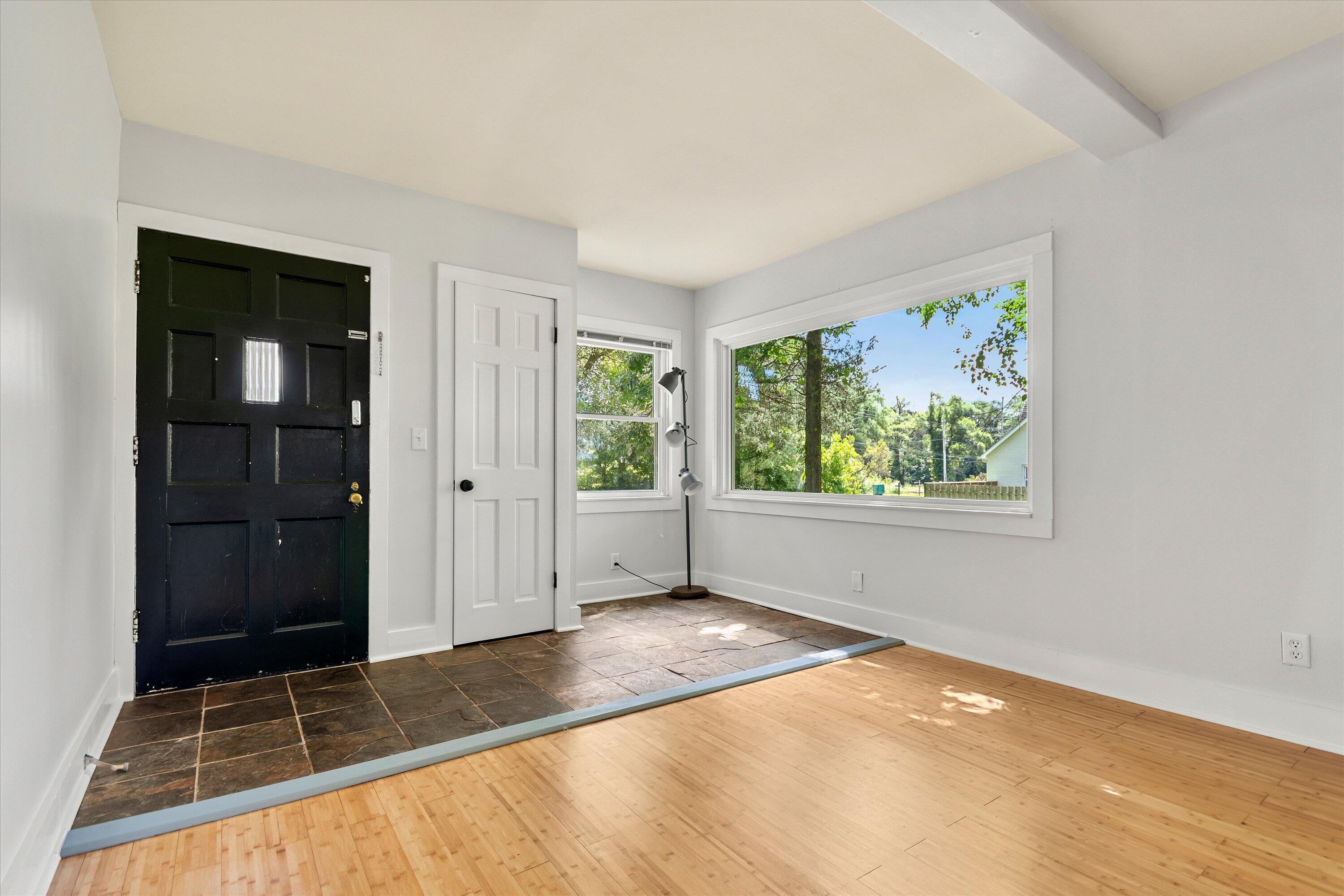 98 S Harris Road