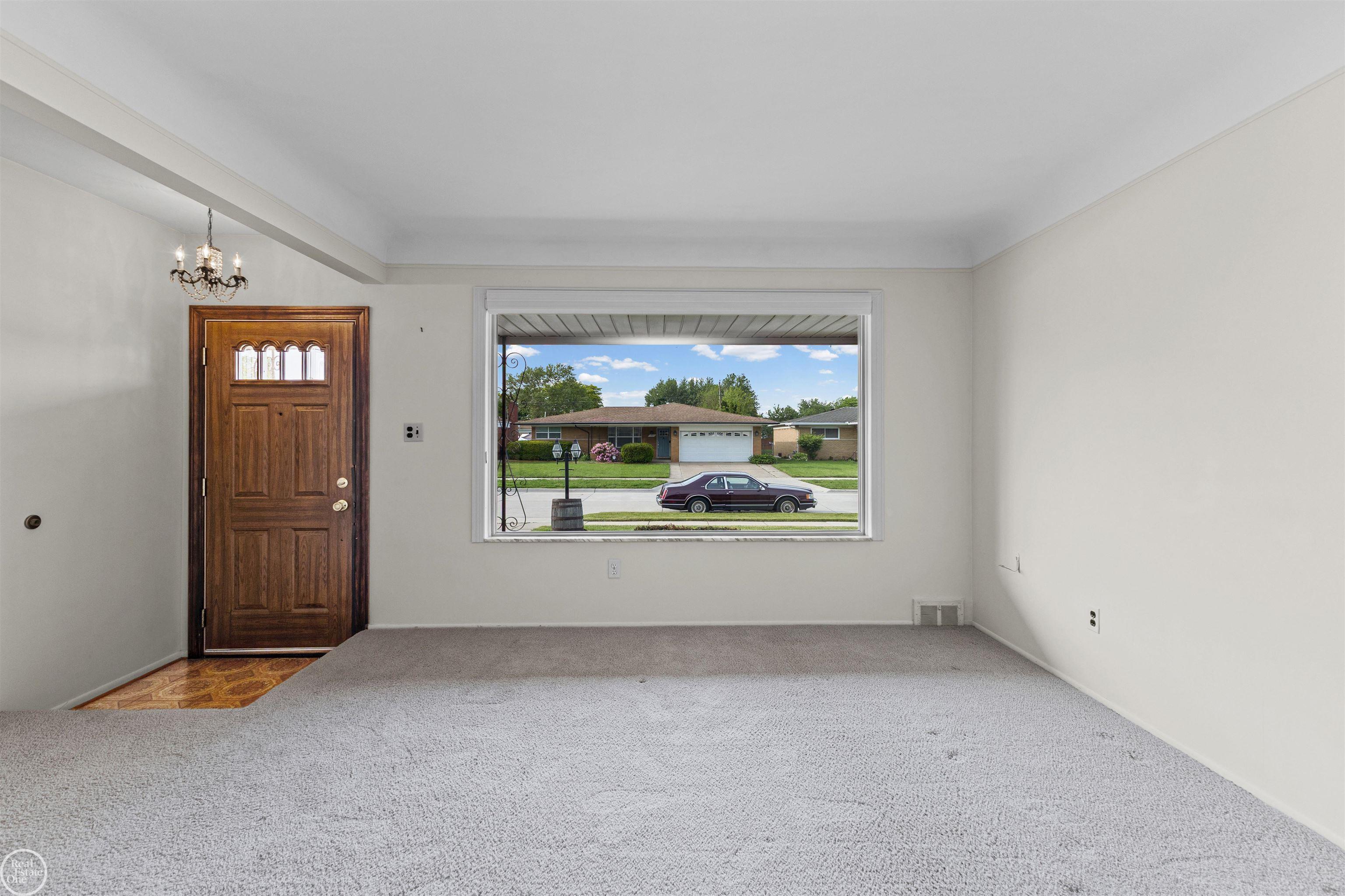 13216 Cromie Drive