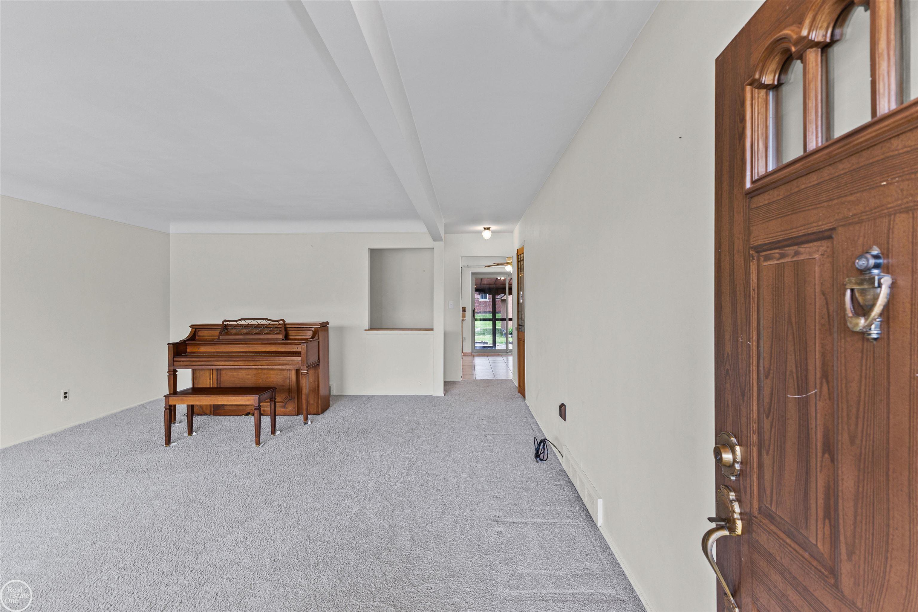 13216 Cromie Drive
