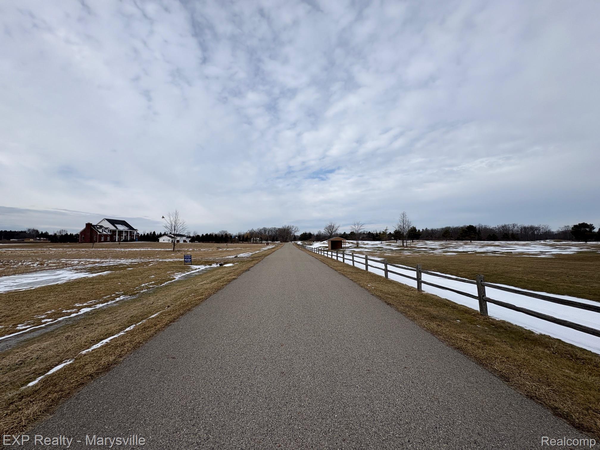 1 Putt-R Dr Putt-R Drive