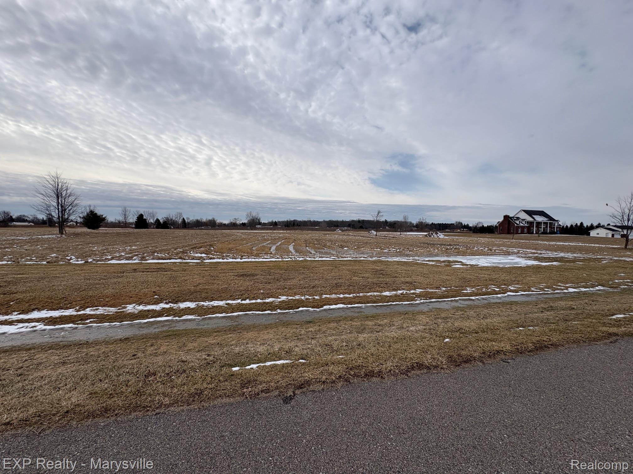 1 Putt-R Dr Putt-R Drive